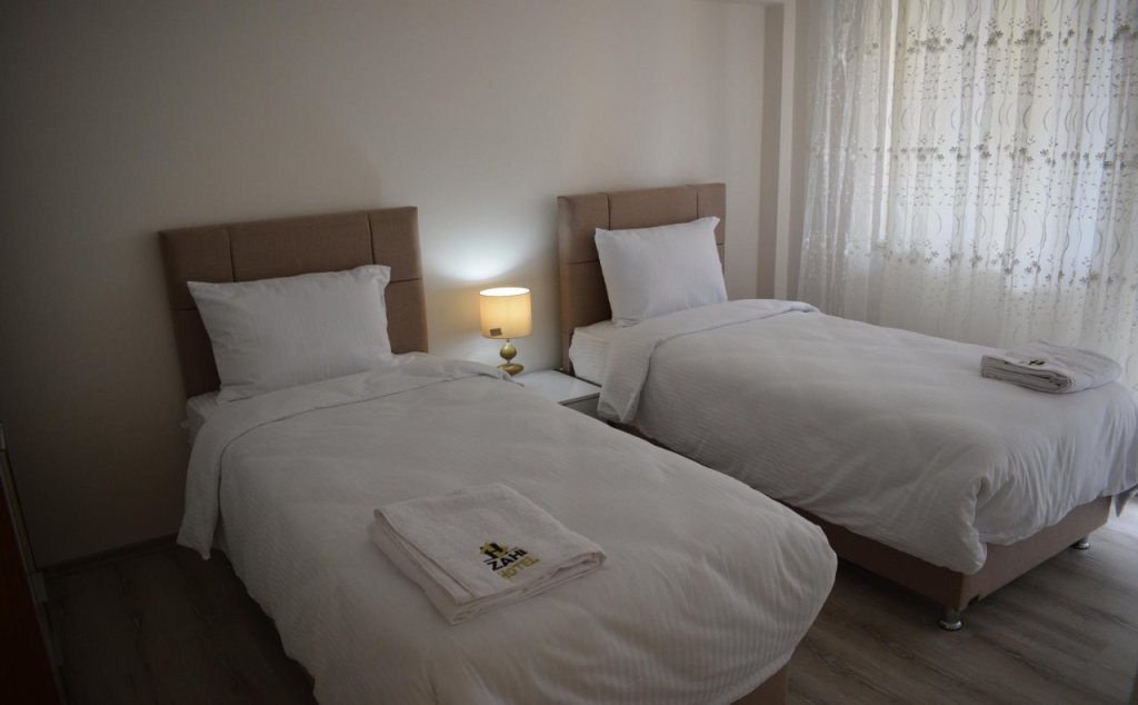 Йомра: Zahi Hotel