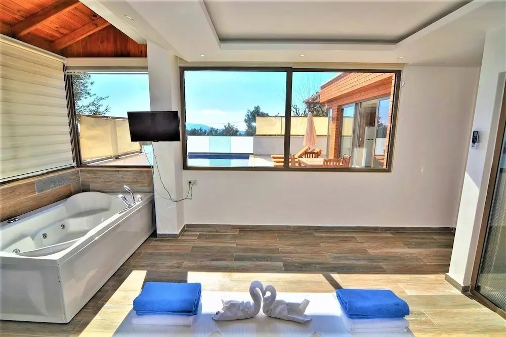 Исламлар: Villa Alize 2