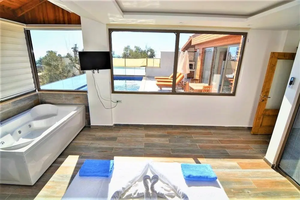 Исламлар: Villa Alize 3