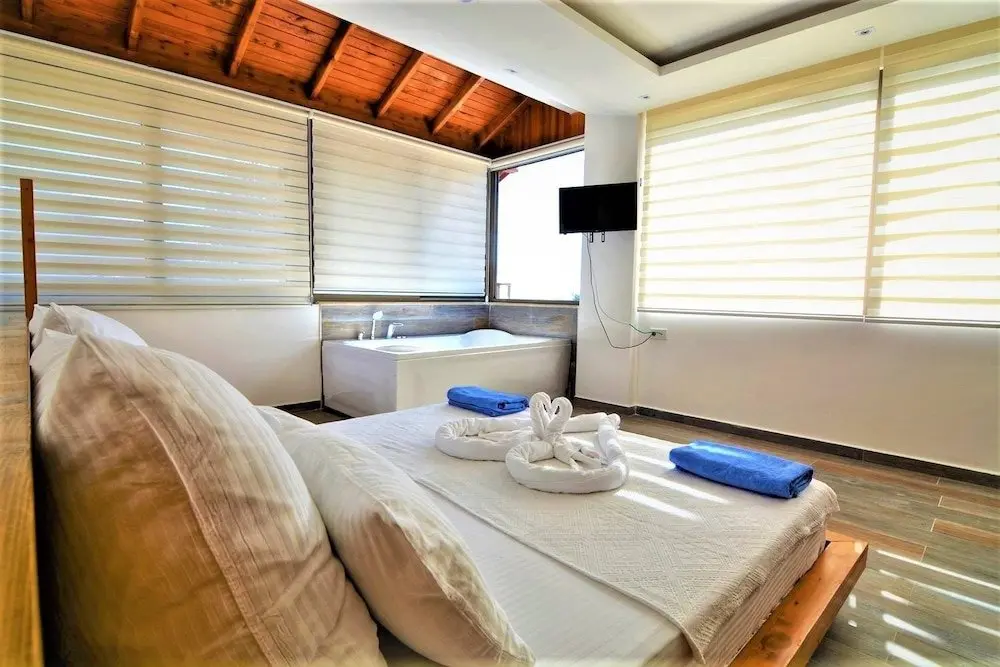 Исламлар: Villa Alize 3