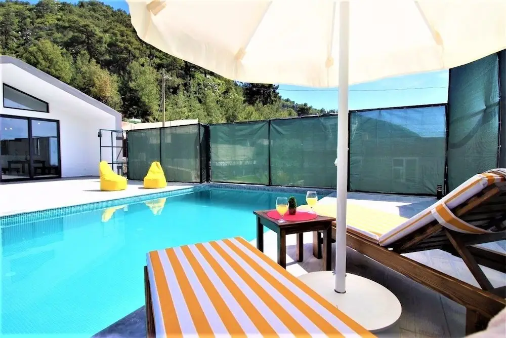 Исламлар: Villa Papatya
