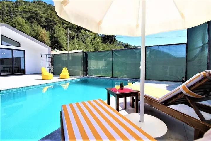 Исламлар: Villa Papatya