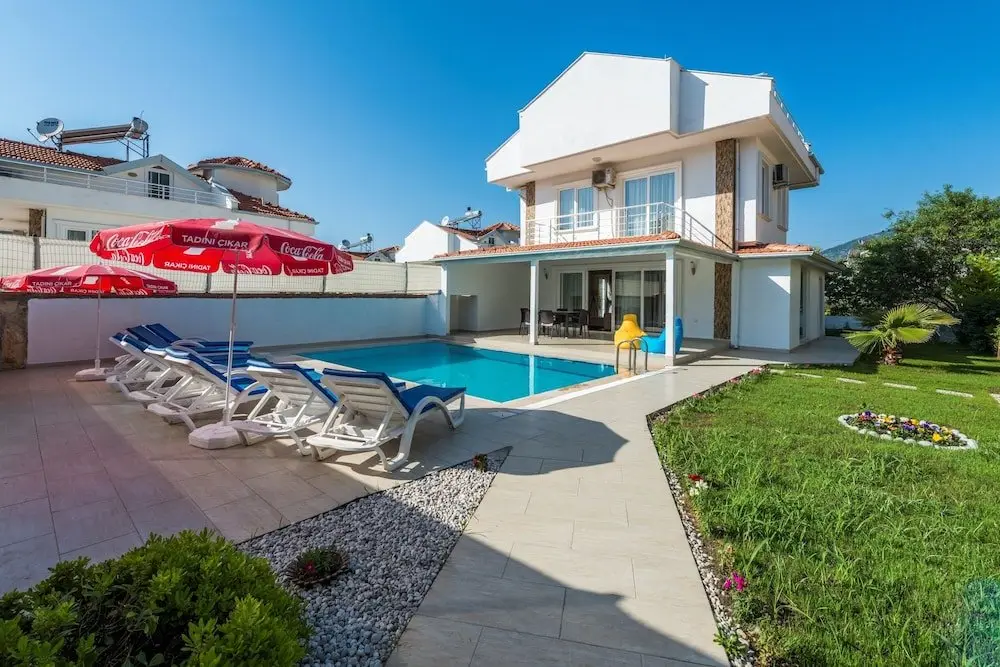 Фетхие: Villa Karanfil