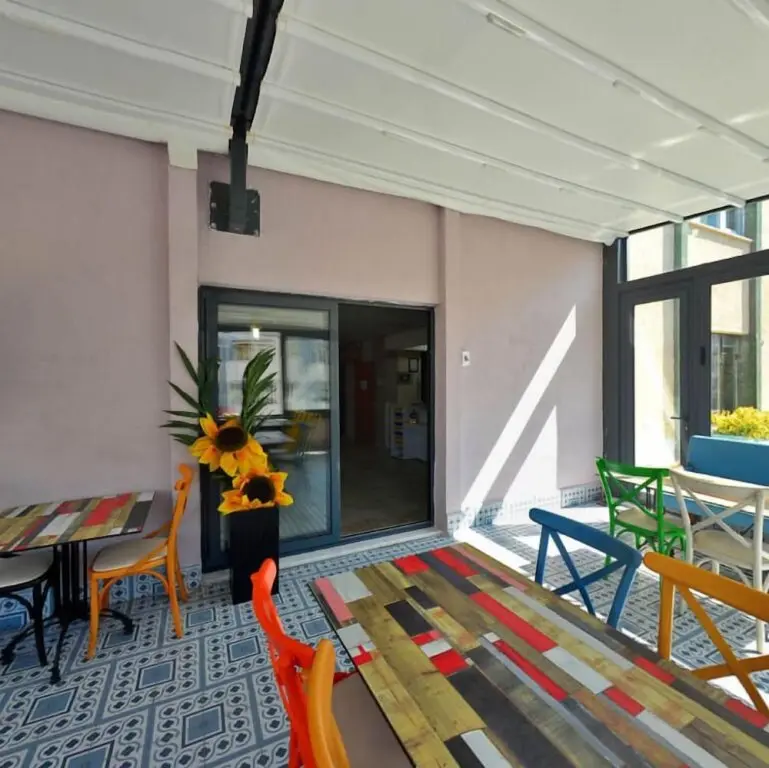 Стамбул: Campucity Kiz Ogrenci Yurdu Sisli - Hostel