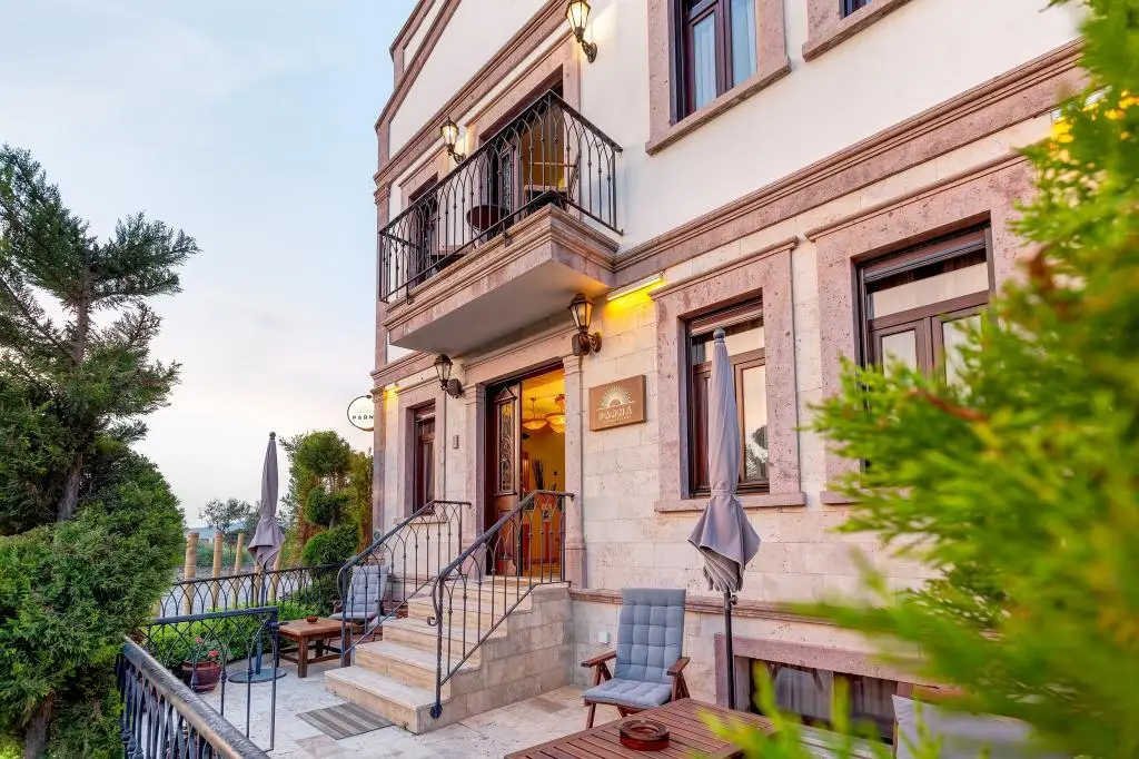 Айвалык: Parna Hotel