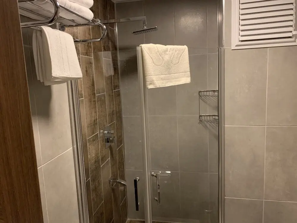 Токат: Khall Suite's