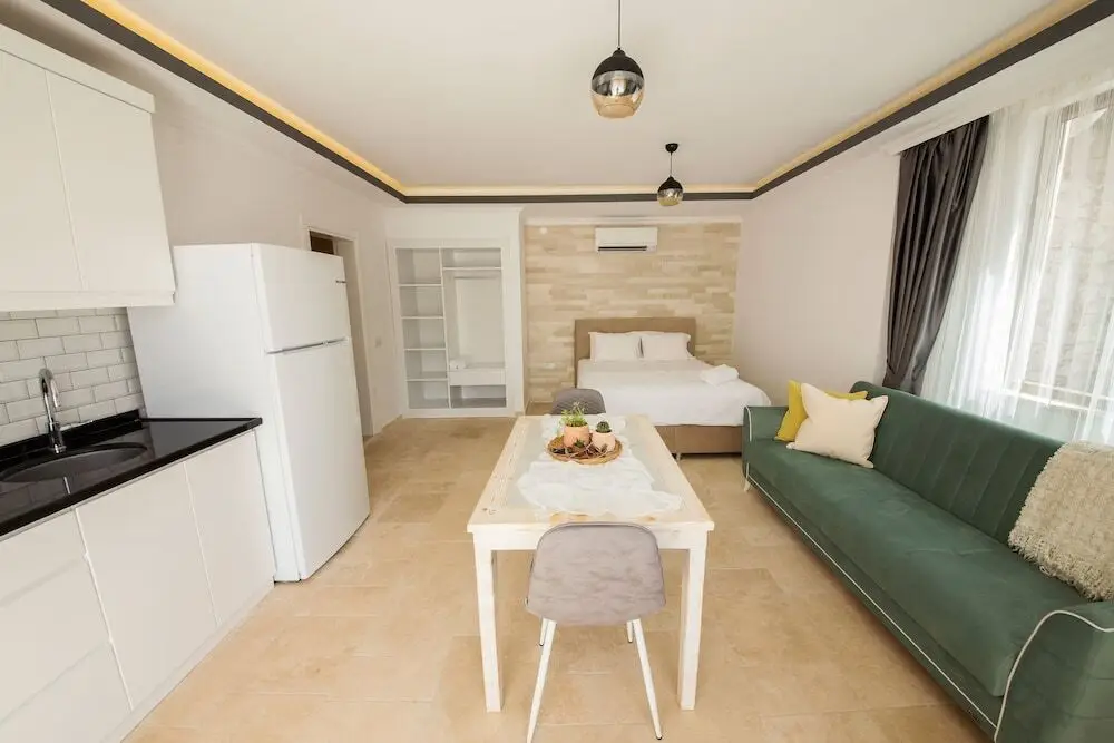Каш: Cedrus Suites