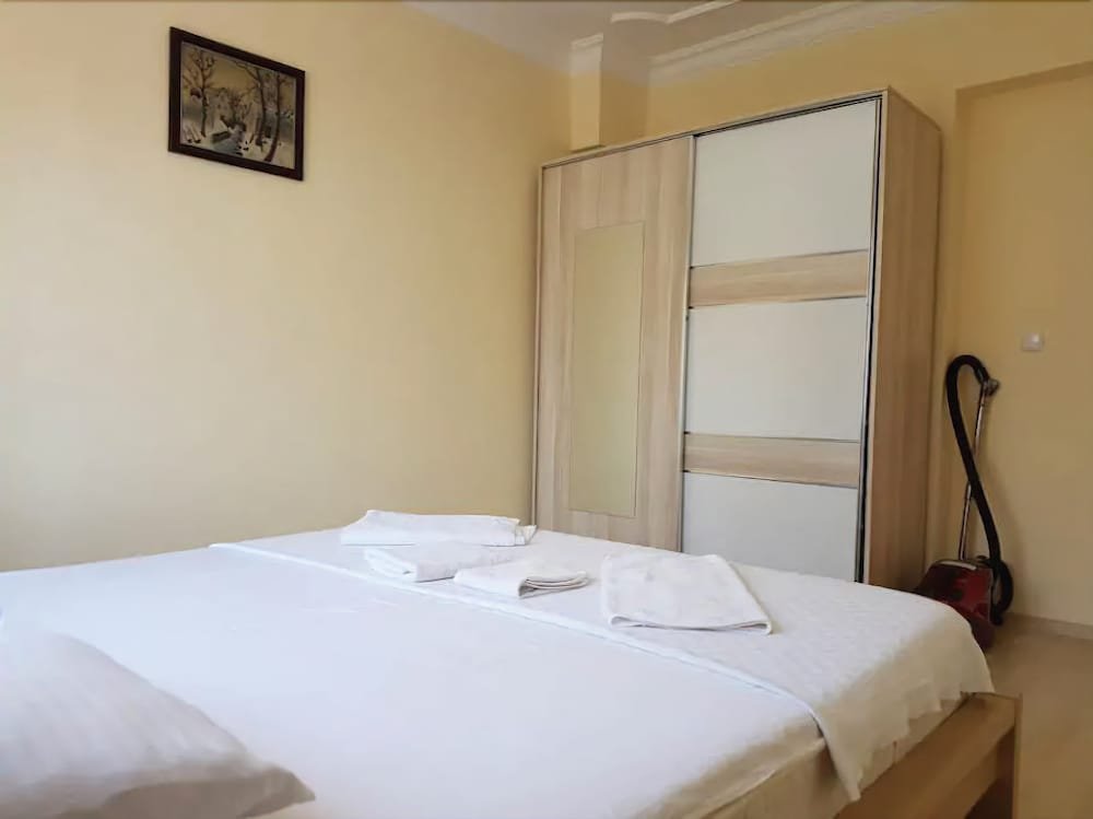 Анталья: Konyaaltı Beach Apartment