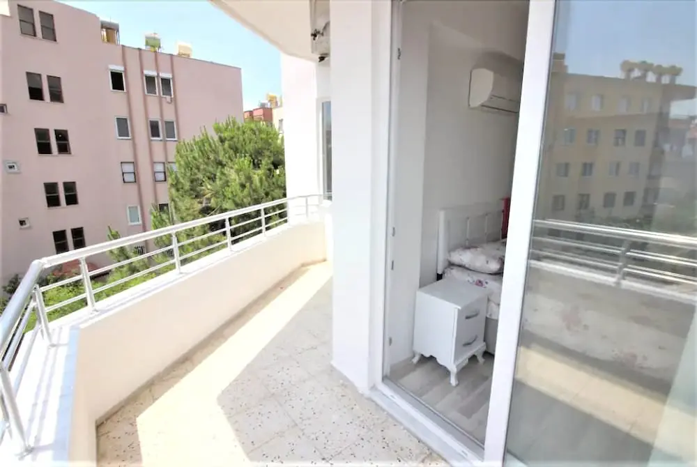 Аланья: Gullerpinari Beach Apartment Yali