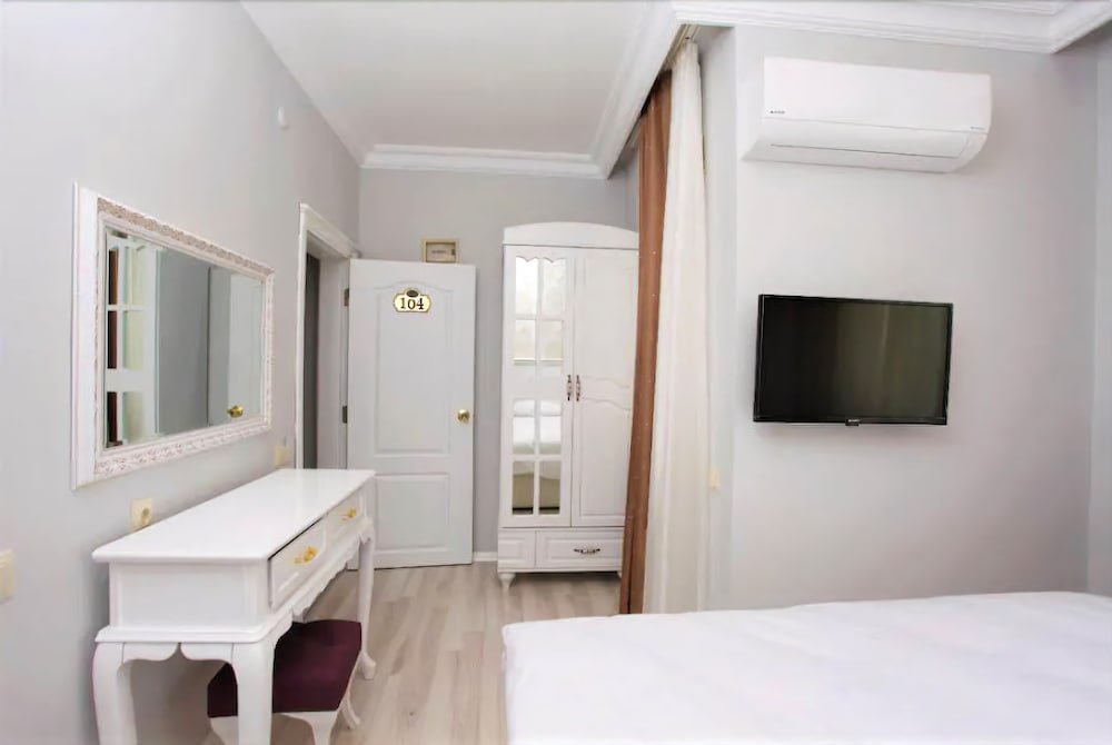 Анталья: Konyaalti Beach apartment 423