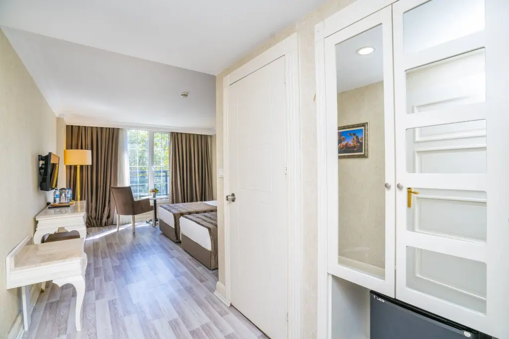 Стамбул: Kunlun Kensington Hotel