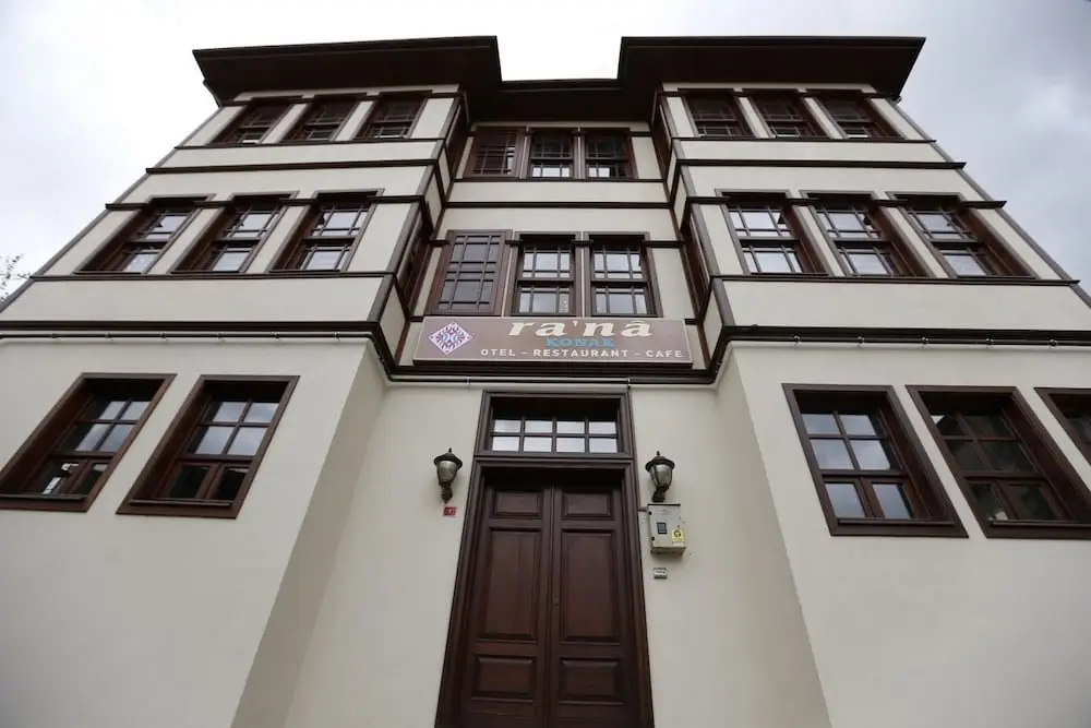Ra'na Konak — фото 1