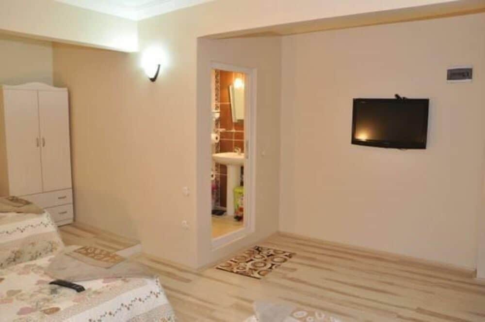 Сарыкамыш: Otel Celik Palas