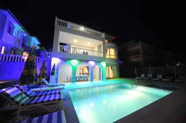 Аланья: Emre White Villas 3