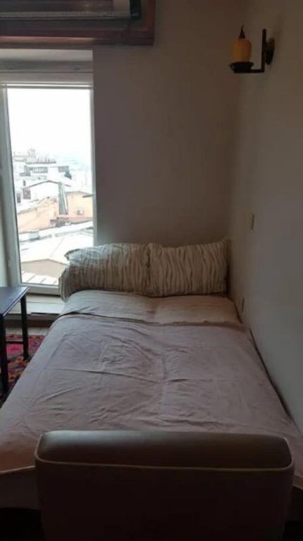 Стамбул: Studio on the roof of Istanbul