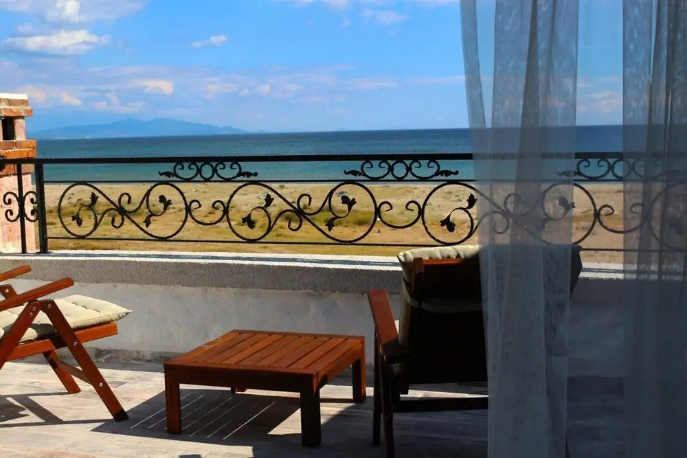 Айвалык: Beyaz Tas Otel