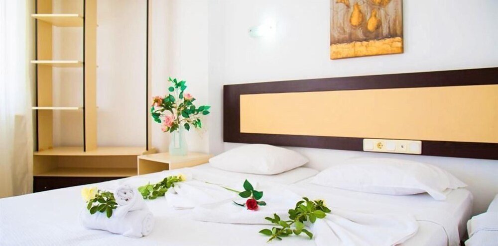 Айвалык: Nora Beach Otel