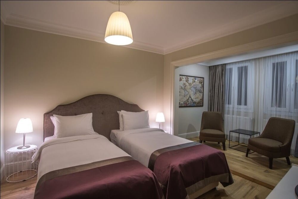 Стамбул: Exclusive Apartment Galata Tower with Sea View