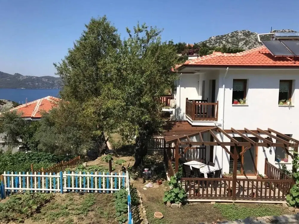 Турунч: Villa Jasmin Daily Weekly Rentals