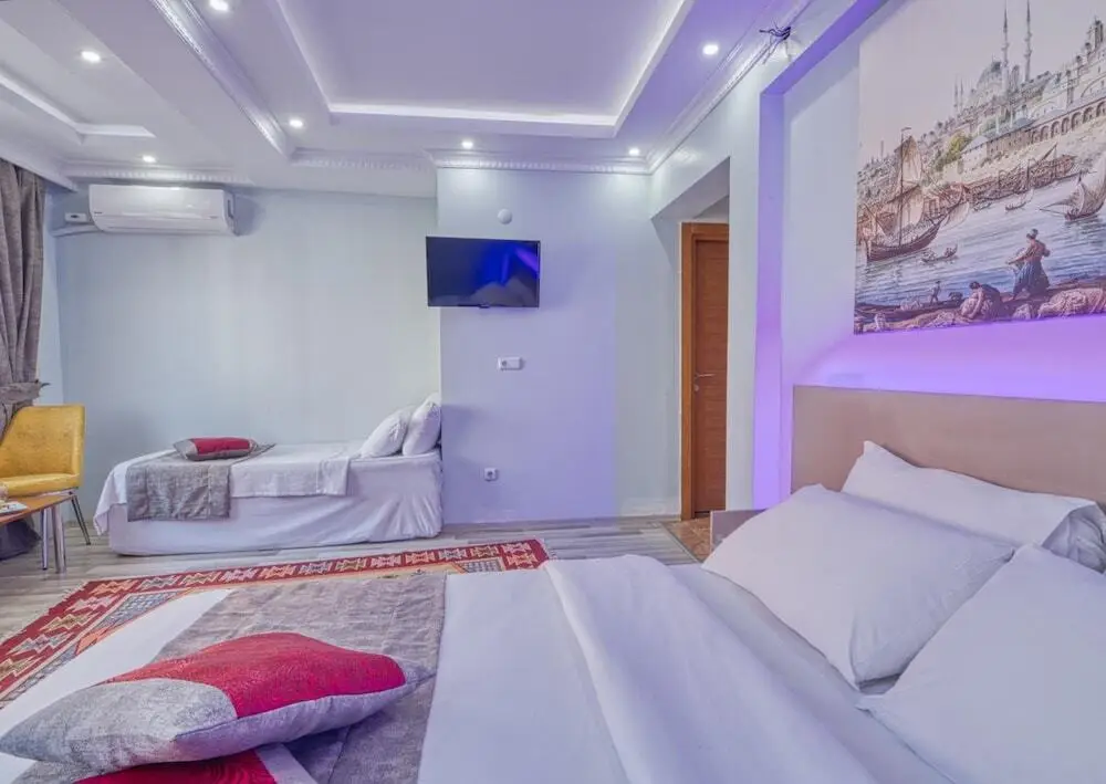 Garth of Balat Hotel — фото 1