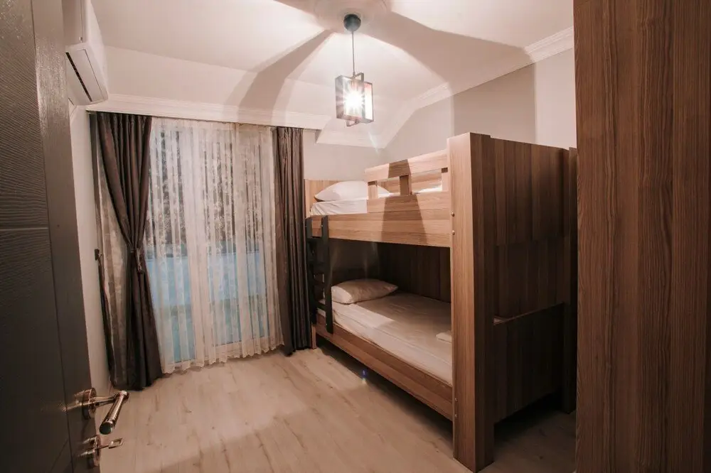 Arezzo Deluxe Suite Hotel — фото 1