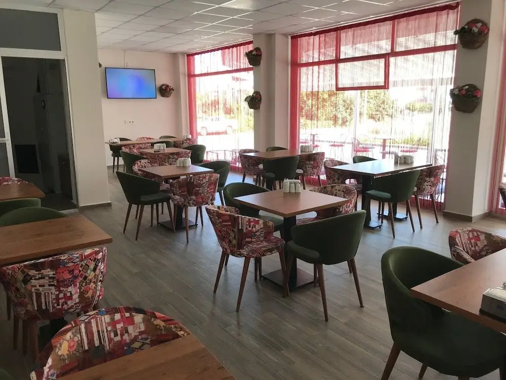 Лапсеки: Alesya Otel