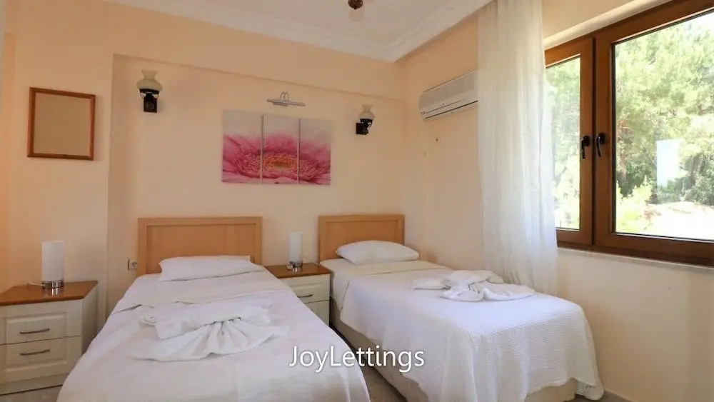 Фетхие: Villa AX07 by JoyLettings