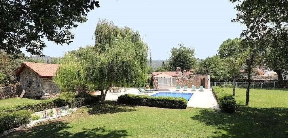 Фетхие: Villa BLN1 by JoyLettings