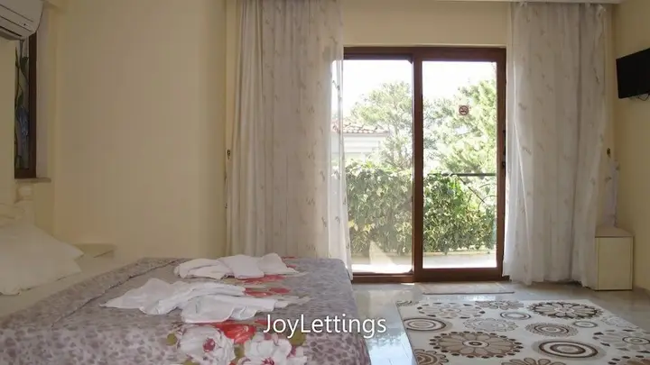 Фетхие: Villa AX03 by JoyLettings