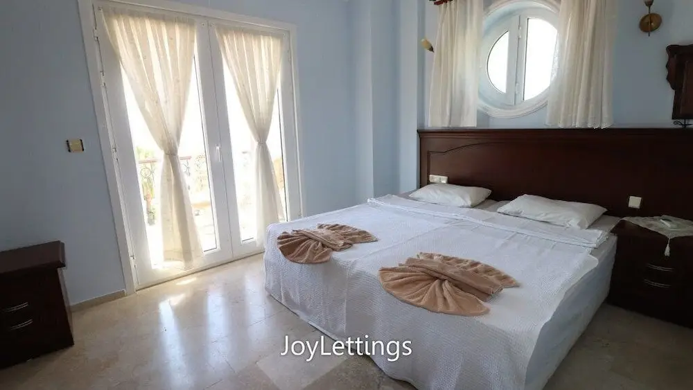 Фетхие: Villa FT01 by JoyLettings
