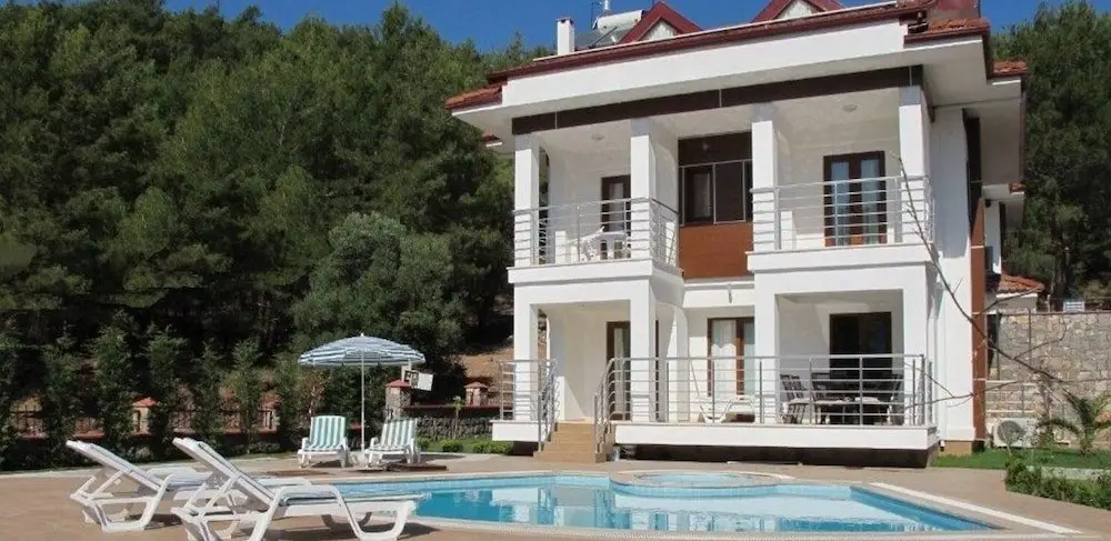Фетхие: Villa LMP1 by JoyLettings