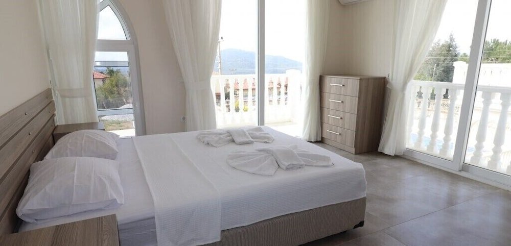 Фетхие: Villa BEY2 by JoyLettings