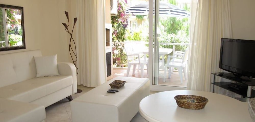 Фетхие: Villa AQ37 by JoyLettings
