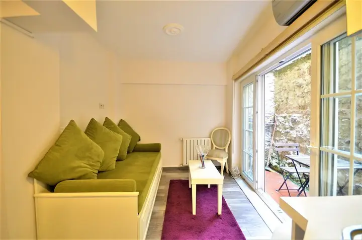 Стамбул: Backyard Of Galata