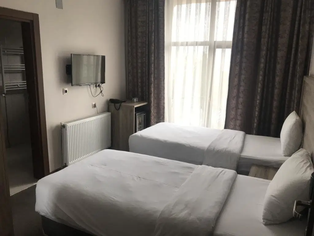 Кисикли: Elite My Garden Hotel