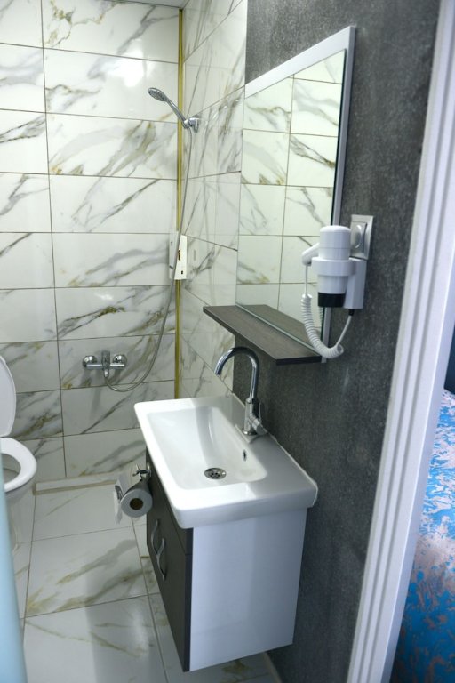 Бартын: Bartin Emniyet Otel