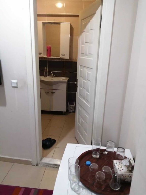 Янык: Papatya Hotel