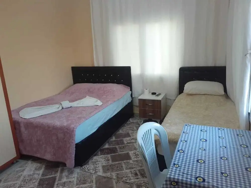 Зейтинбели: Kucuk Aile Pansiyonu