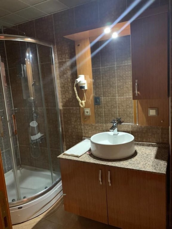 Агри: Agri Best Hotel