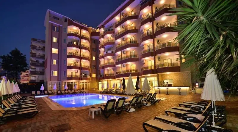 Анталья: Dolphin Family Hotel