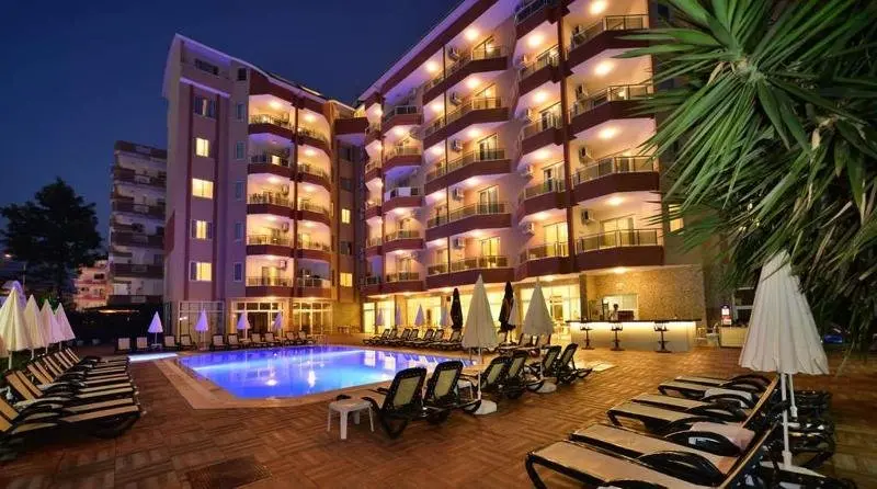 Анталья: Dolphin Family Hotel