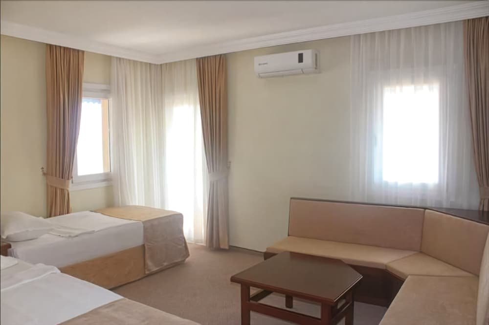 Аланья: Alonya Beach Hotel