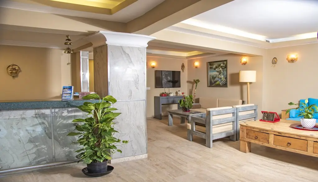 Битез: Отель Blue Bay Beach