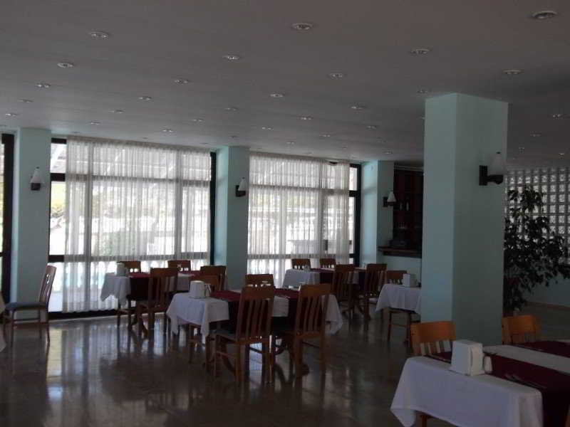 Чешме: Central Park Hotel