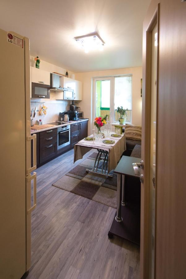 Красногорск: Izumrudnyie Holmyi Luxury Apartments