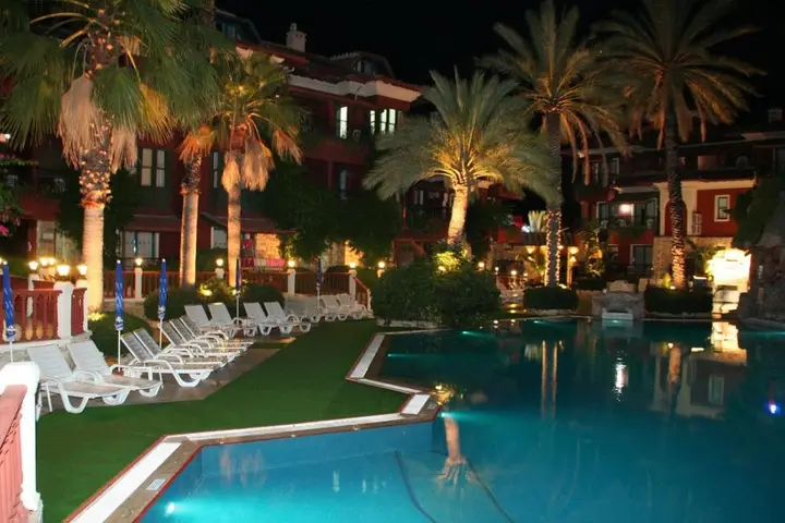Мармарис: Grand Aquarium Apart