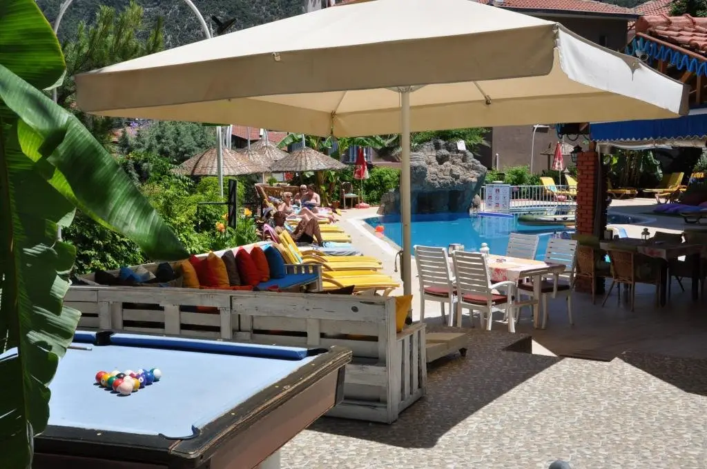 Мармарис: Celi̇k Apart Hotel