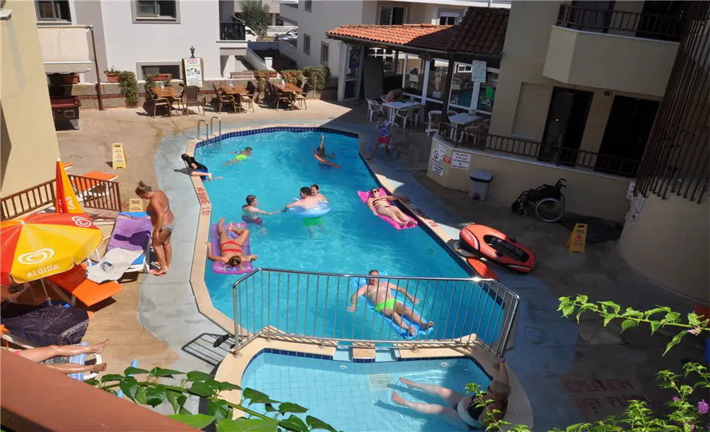 Мармарис: Hibiscus 1 And 2 Apart Hotel
