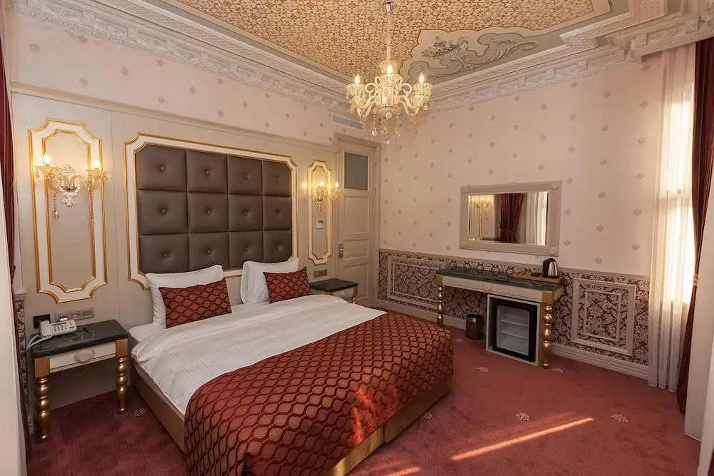Стамбул: Отель Meserret Palace
