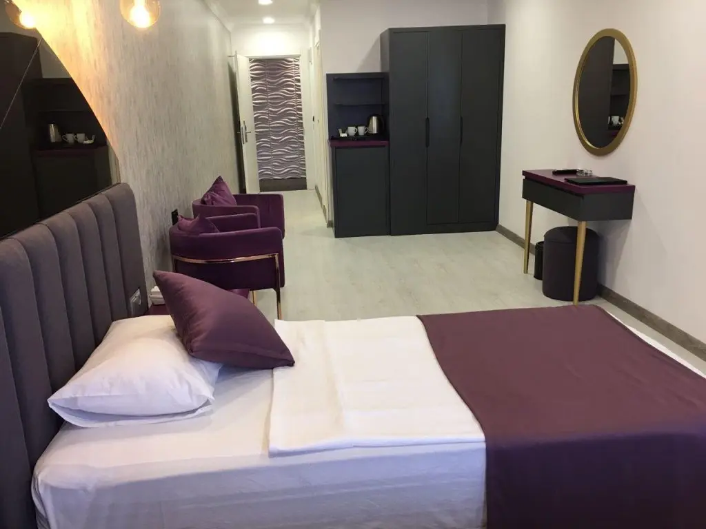 Аланья: Karikatur Bi Hotel
